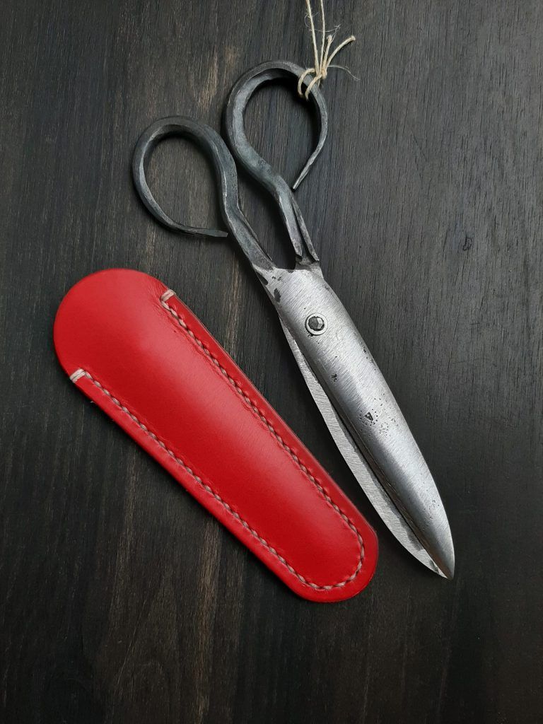 Lavirola AD Tijera funda cuero rojo